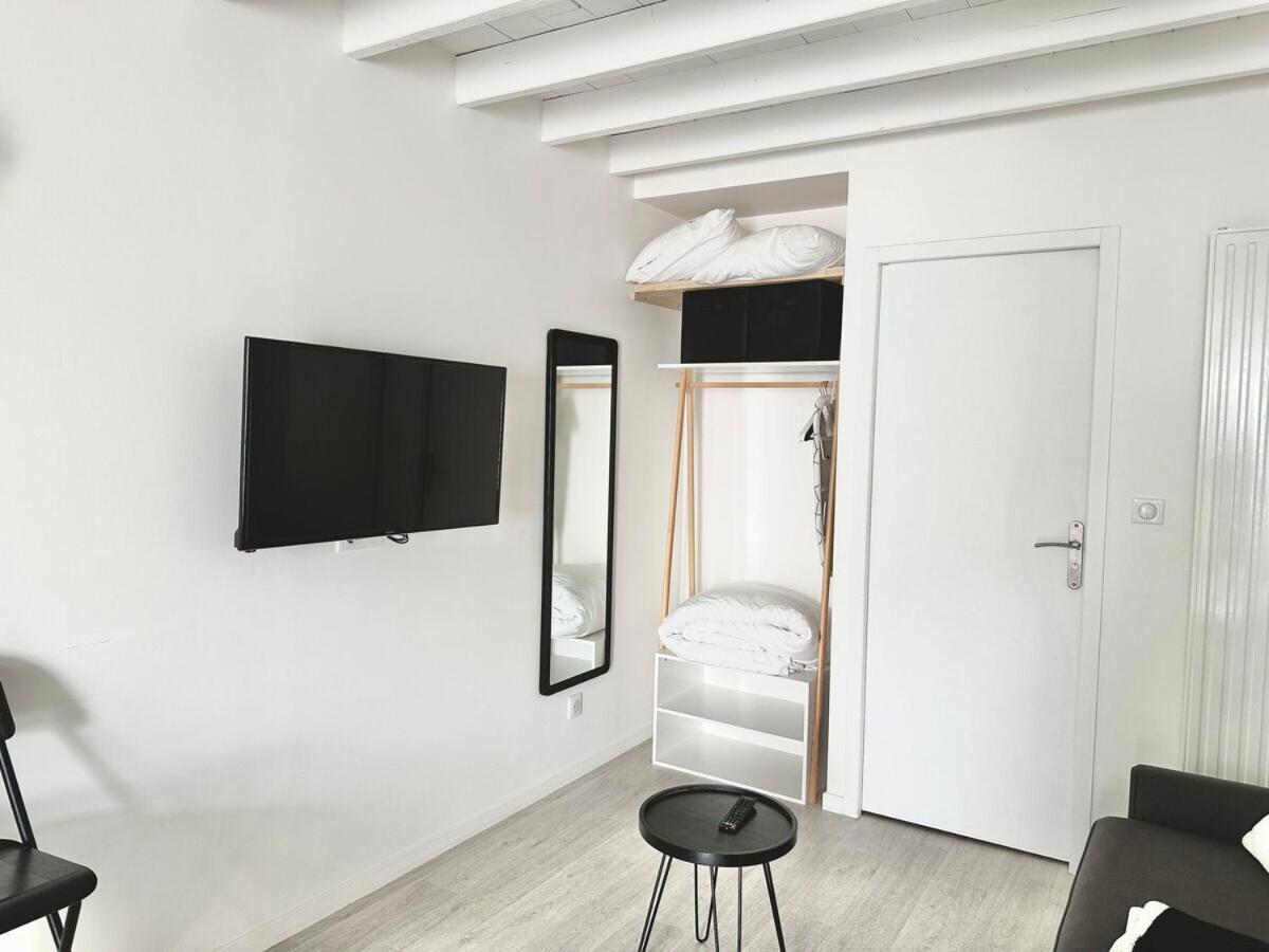 Apartamento Le Patio De Loiseau Le Mans Habitación foto